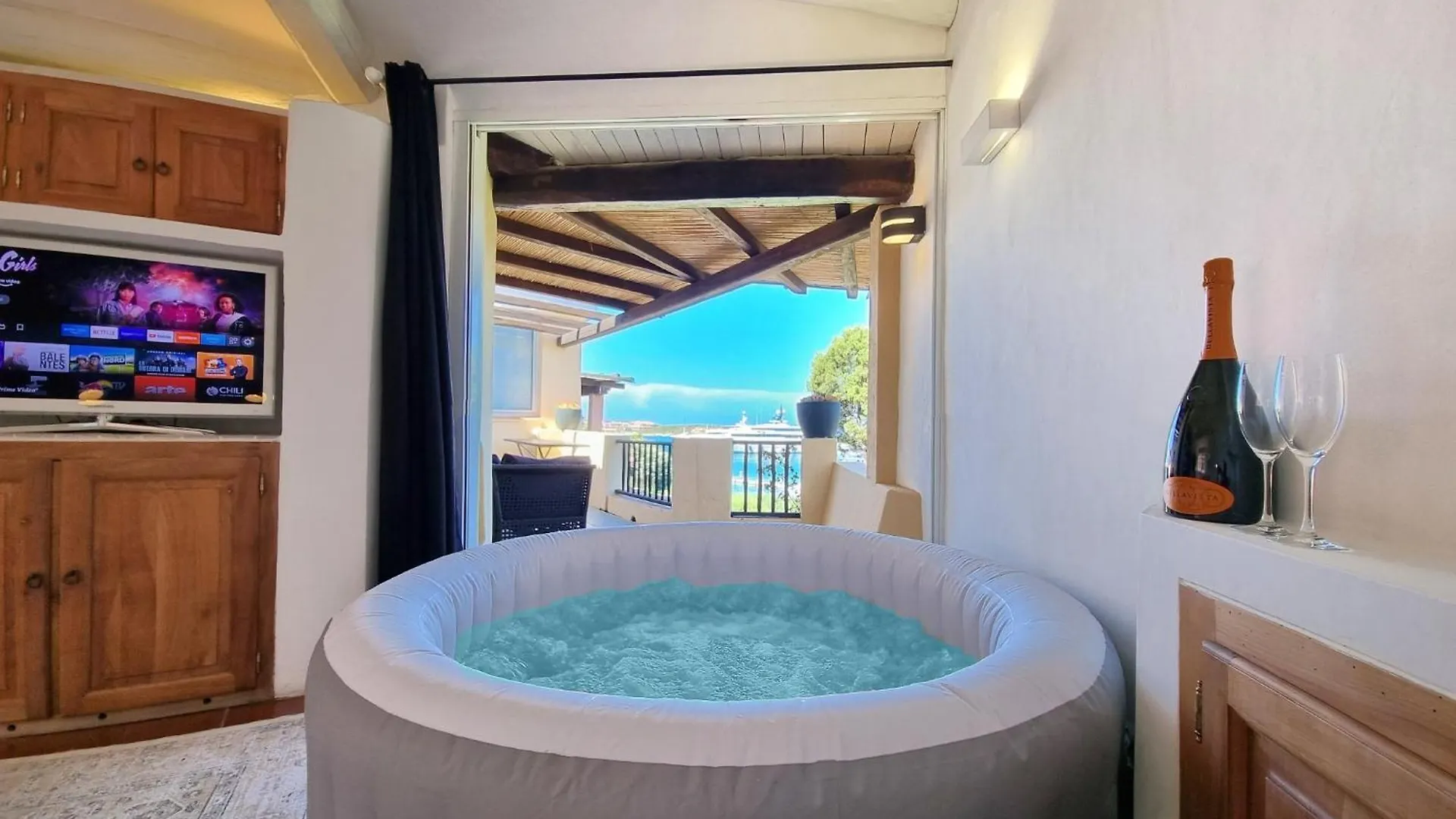 Lux-Porto Cervo Center Sea View Apartment 0*,