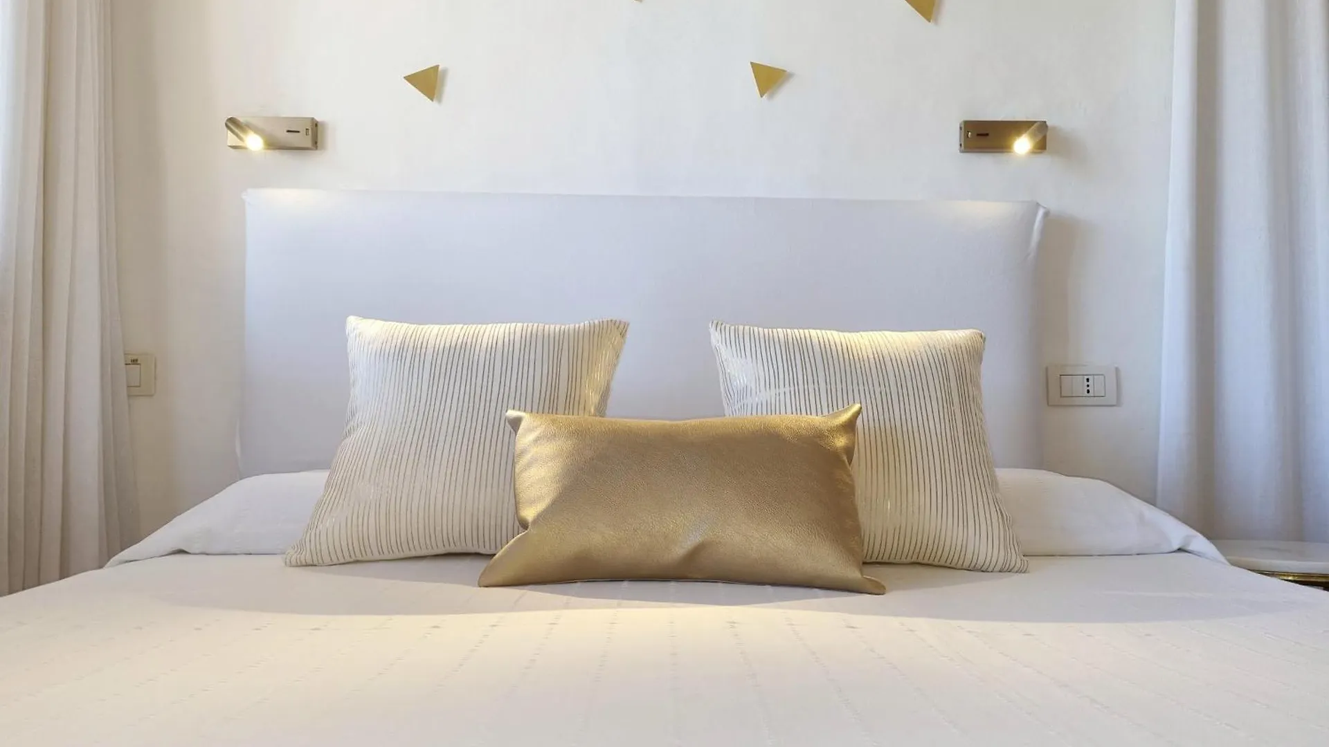 Lux-Porto Cervo Center Sea View Apartment