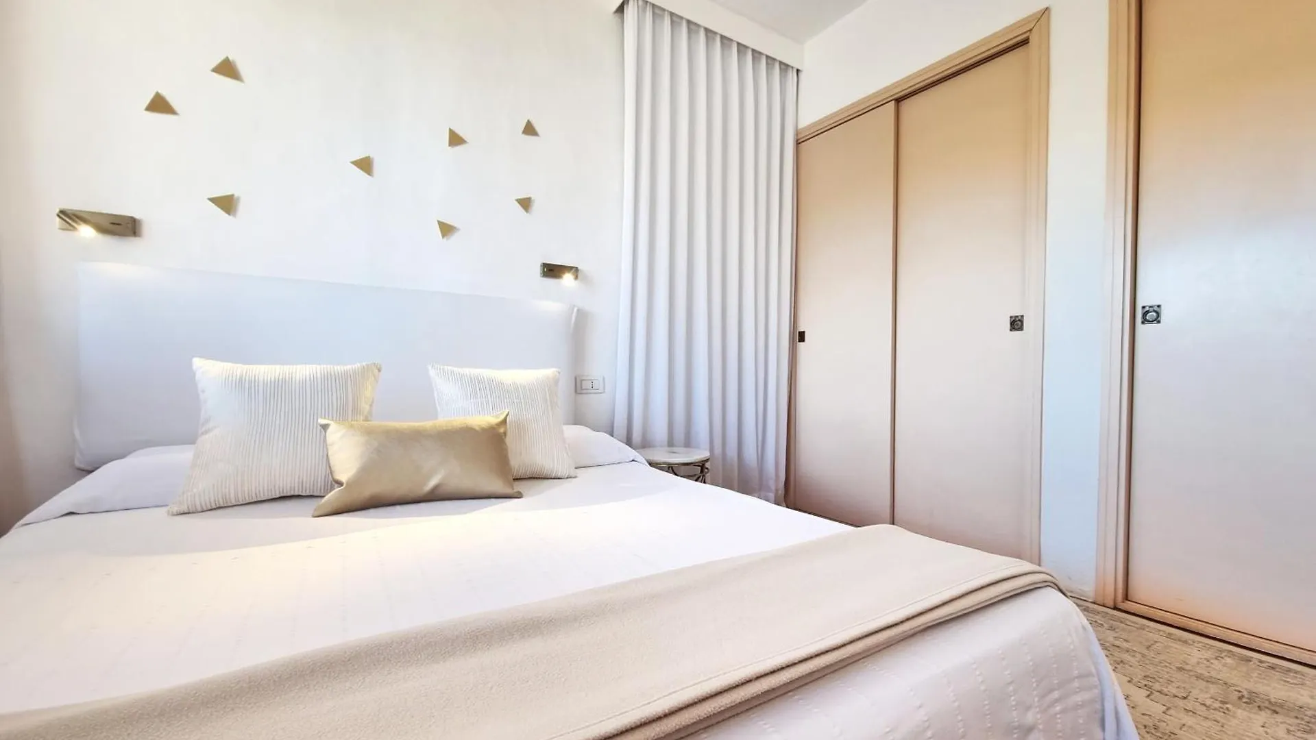 Lux-Porto Cervo Center Sea View Apartment 0*,  Italy